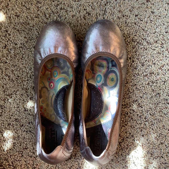 Born slip on’s! - Picture 3 of 3